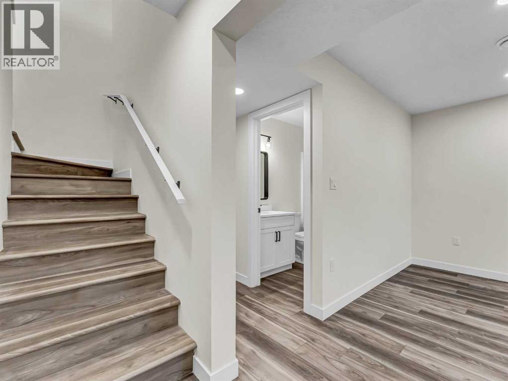 91 Sierra Road SW - 25