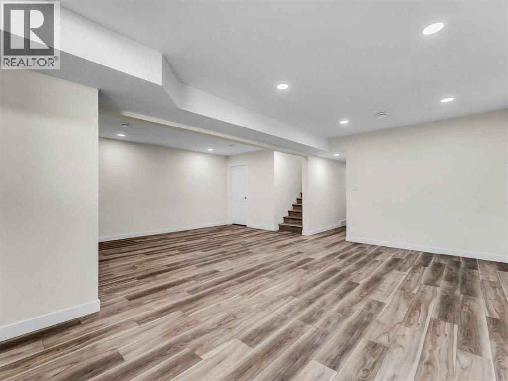 91 Sierra Road SW - 28
