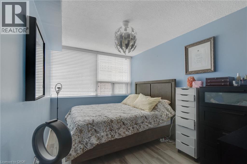 #504 120 DUKE Street - 30