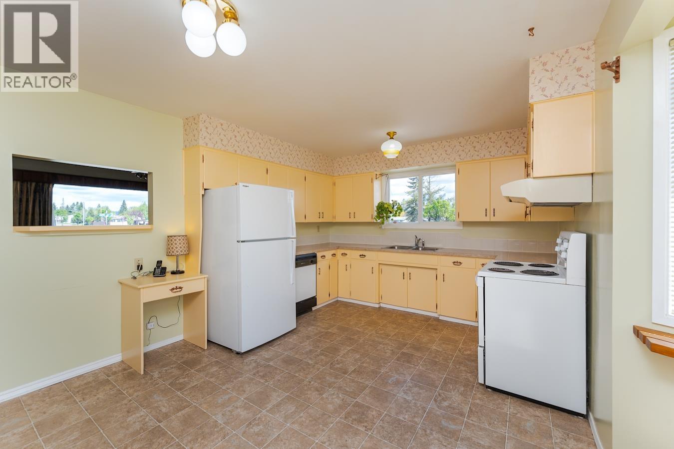 4301 ANTLER AVENUE, Prince George