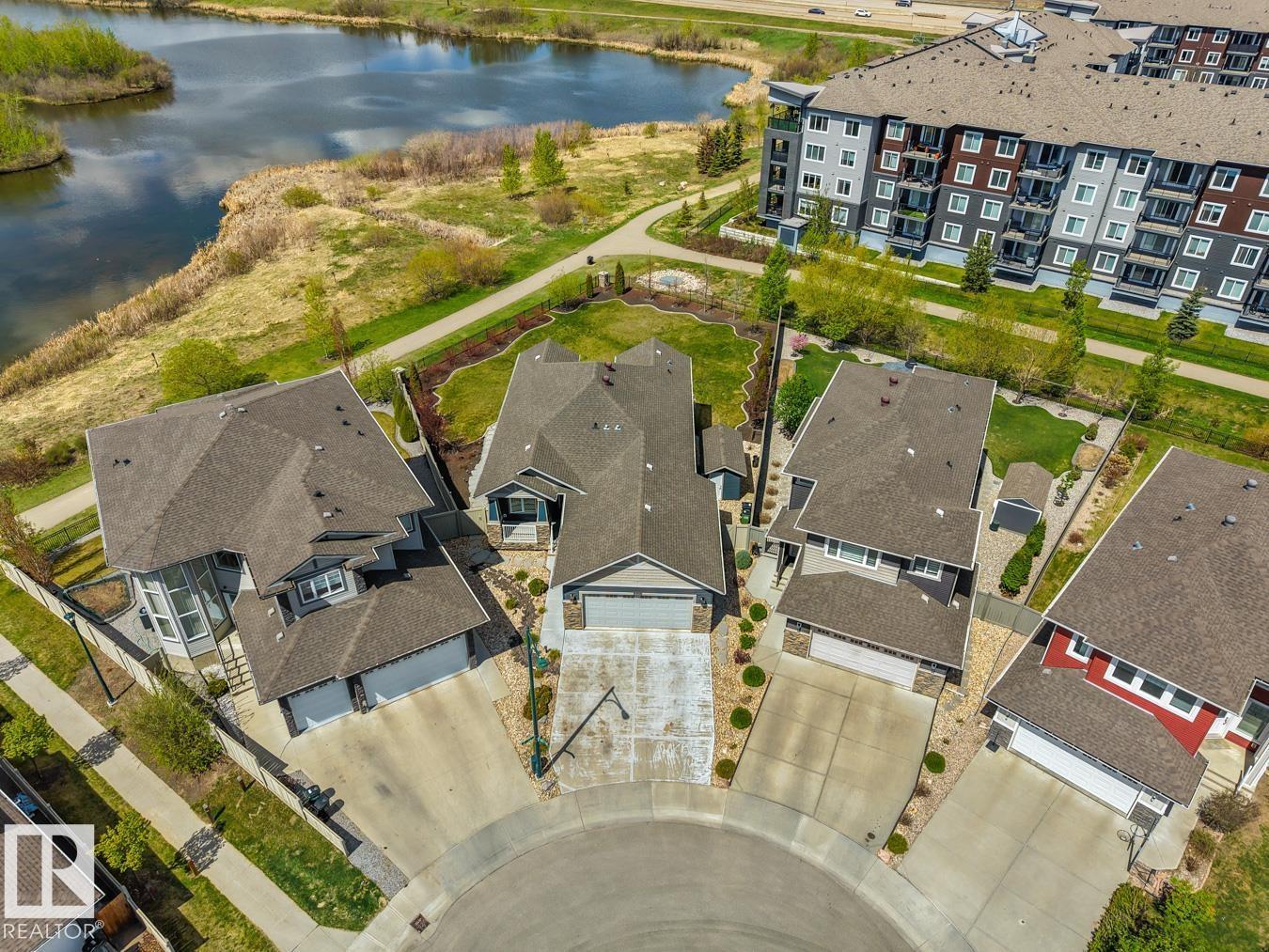 4232 8 ST NW - 53