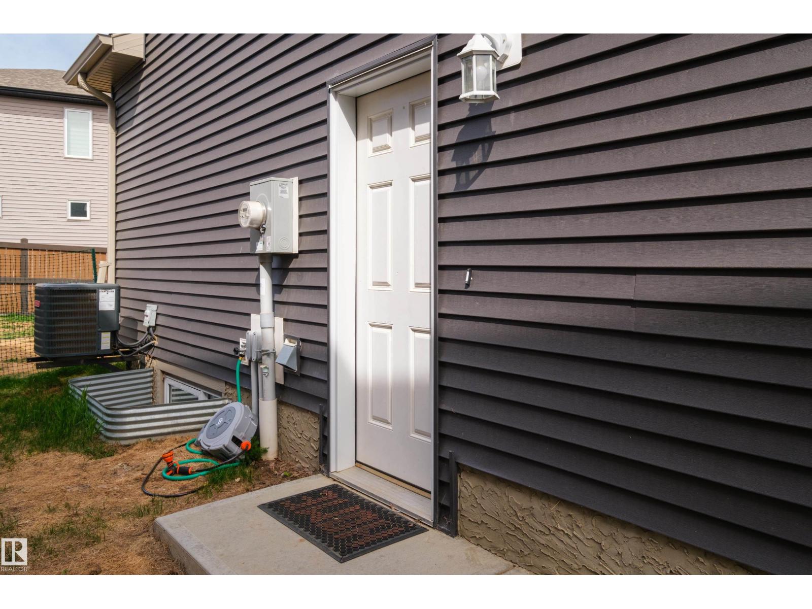5106 Lark CR NW - 31
