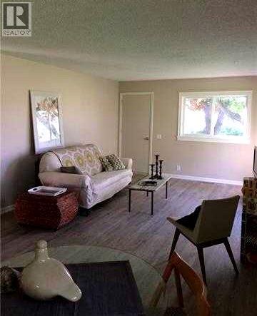 9930 103 Avenue, Plamondon