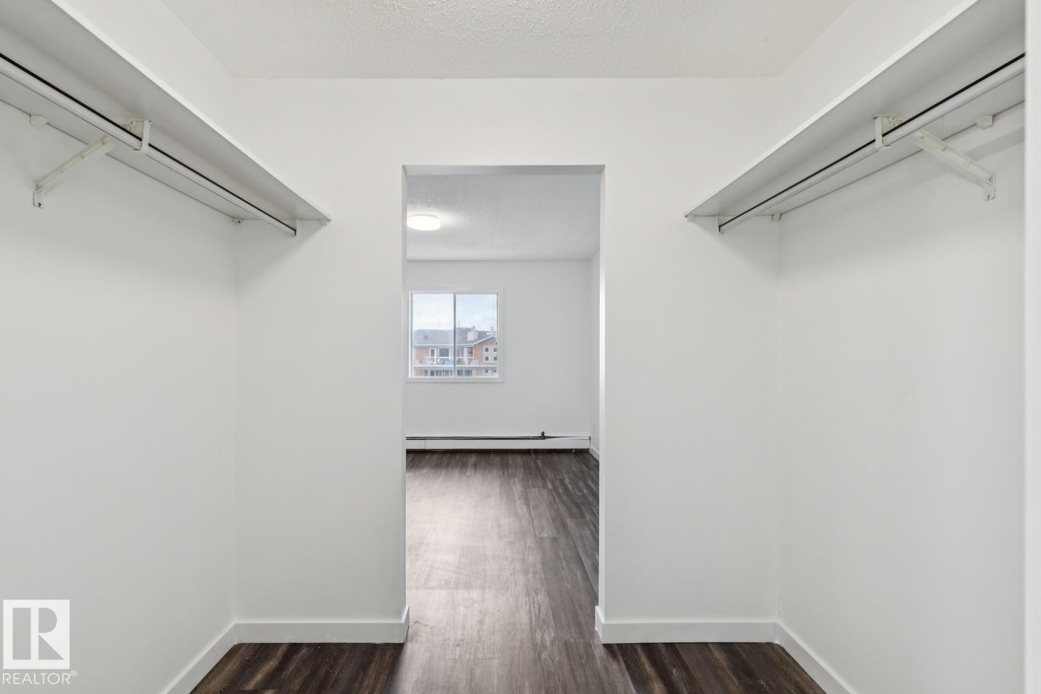 #411 9010 106 AV NW - 29