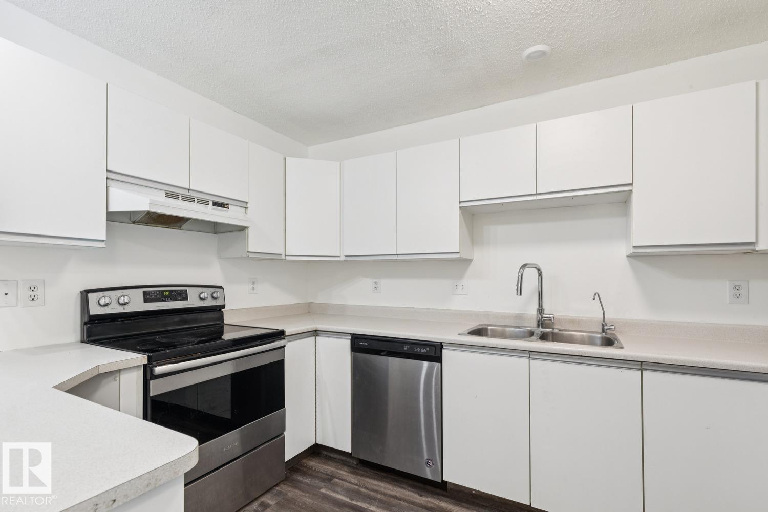 #411 9010 106 AV NW - 20
