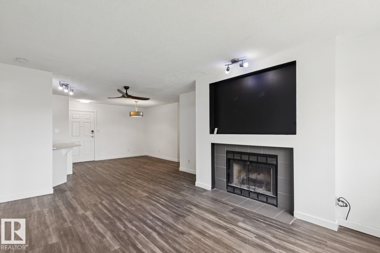 #411 9010 106 AV NW - 24