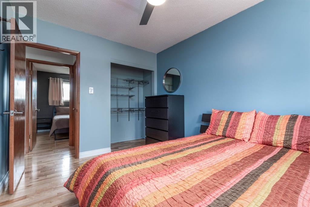 10812 52 Avenue NW - 20