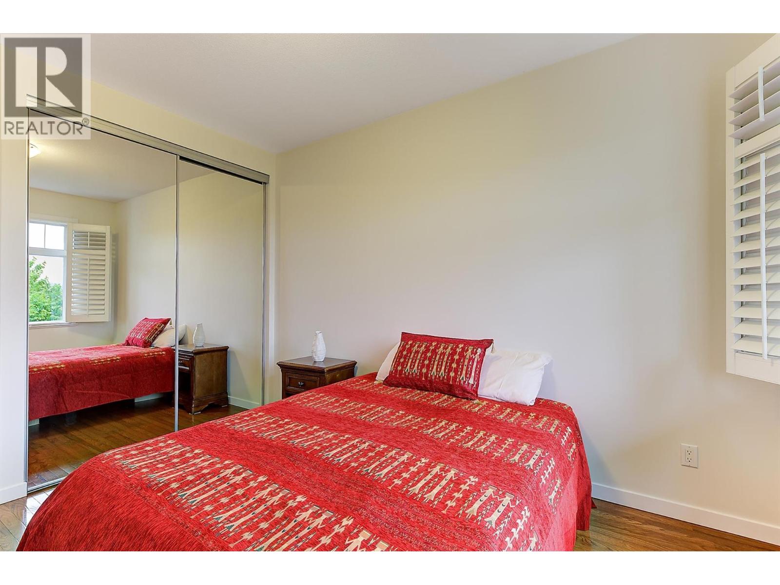#402 307 Whitman Road - 41