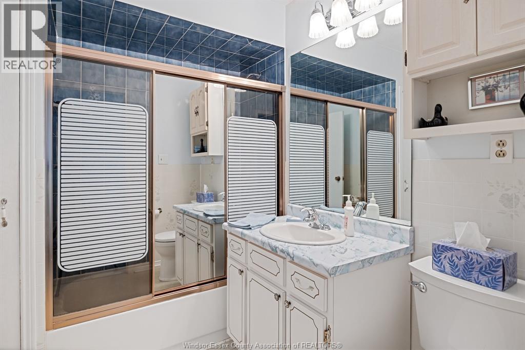 274 MAPLE STREET - 10