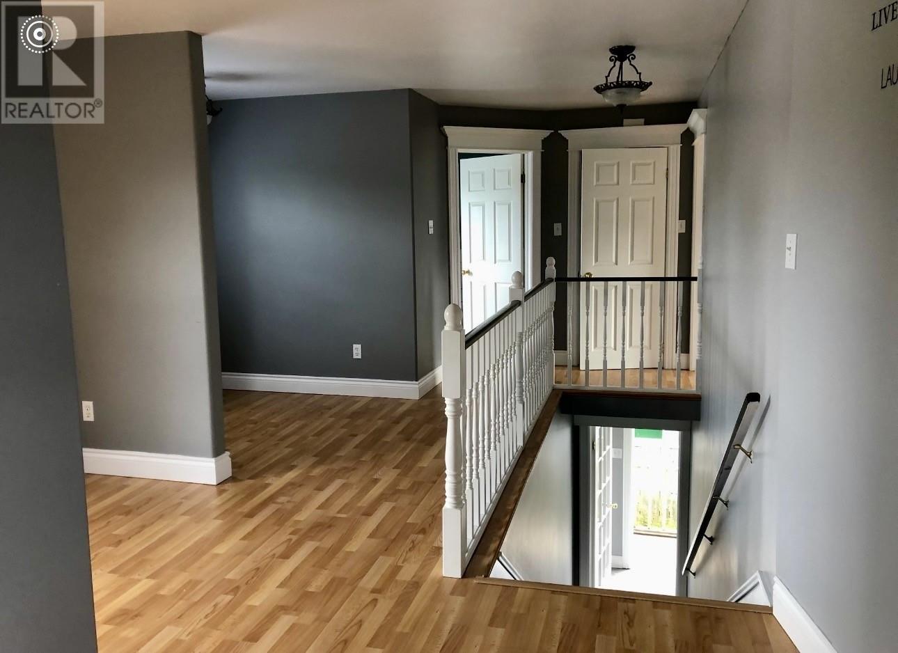 14 St Marks Avenue - 18