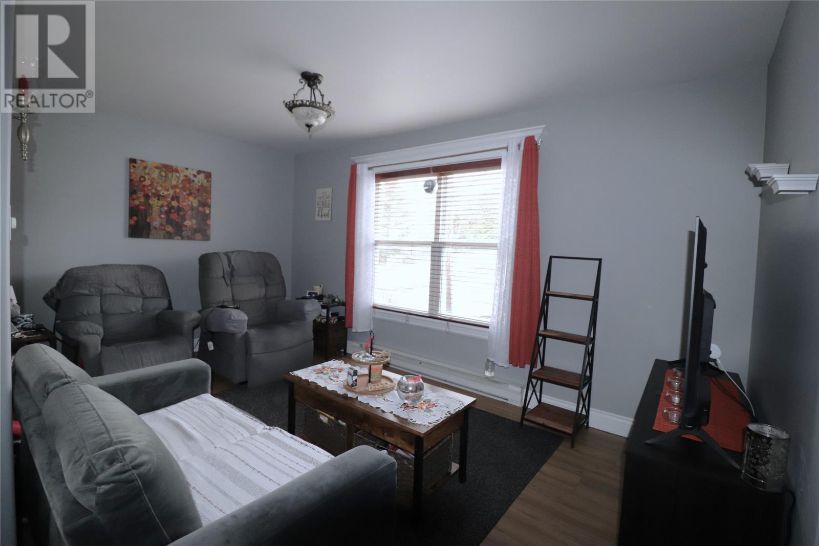 14 St Marks Avenue - 11