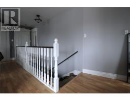 14 St Marks Avenue thumbnail 17