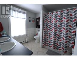14 St Marks Avenue thumbnail 14