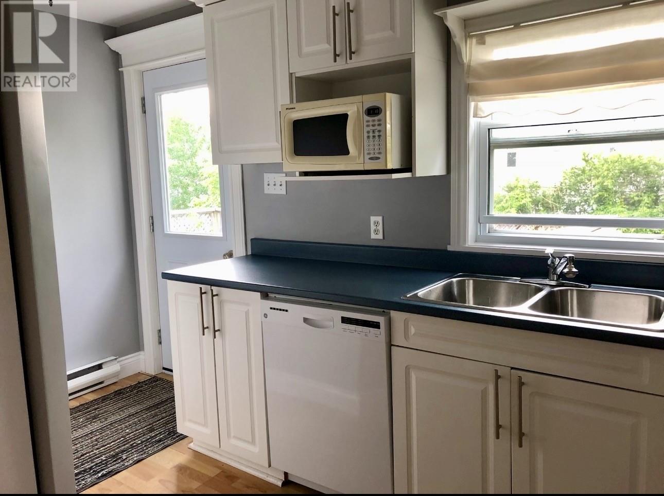 14 St Marks Avenue - 21