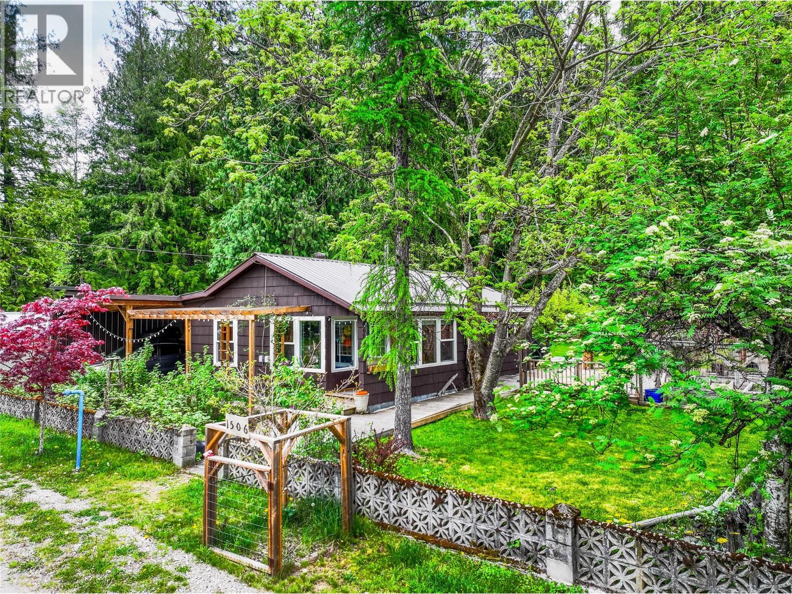 1506 Campbell Avenue, Riondel