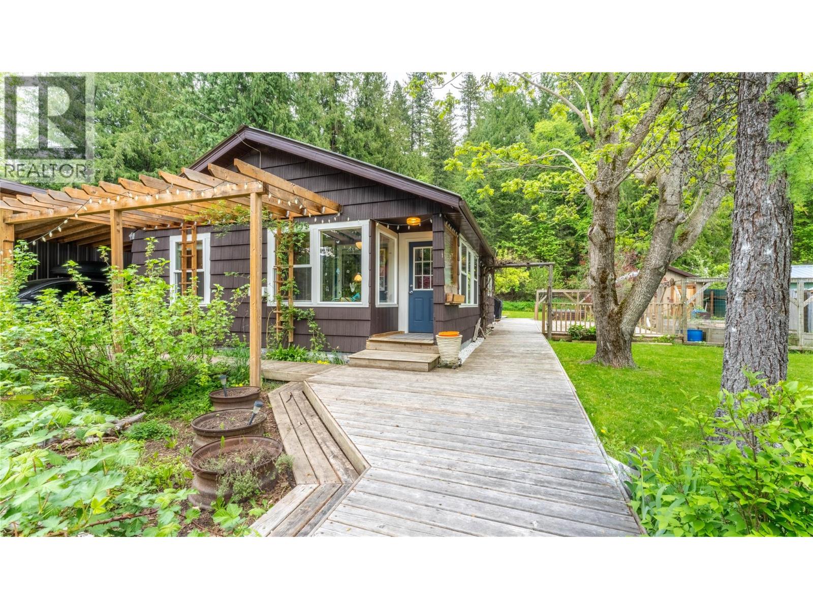 1506 Campbell Avenue, Riondel