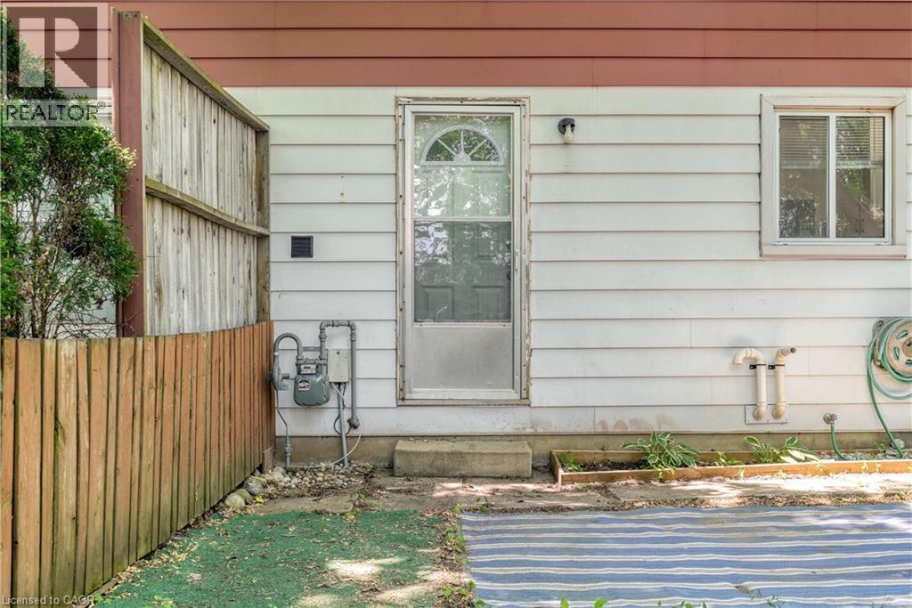30 AMOS Avenue Unit# A, Waterloo, Ontario, N2L5G3 — Photo 24