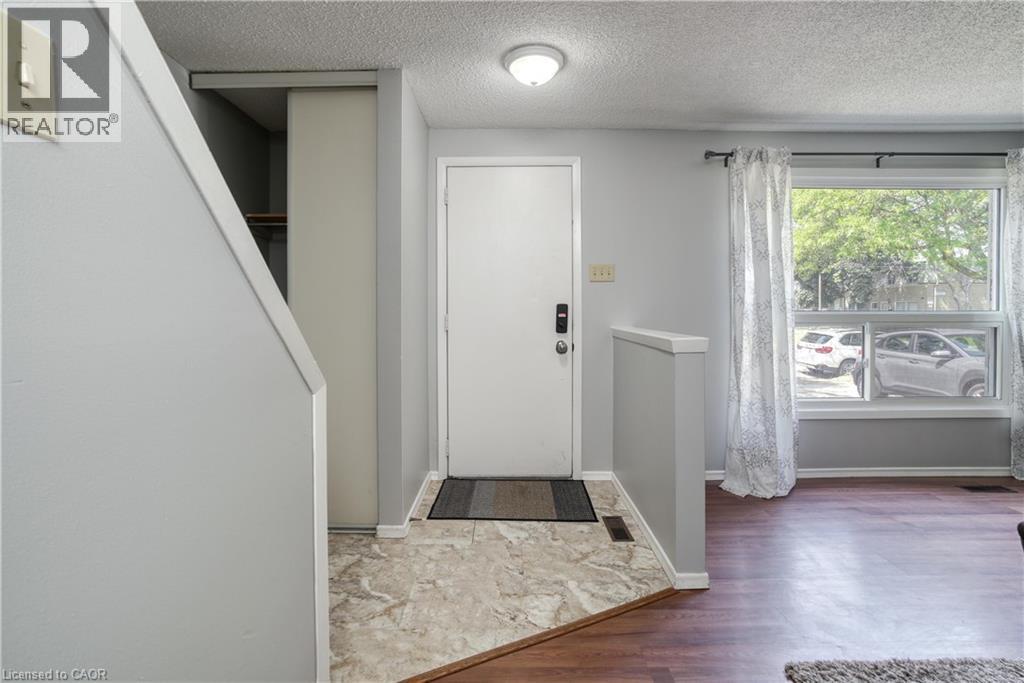 30 AMOS Avenue Unit# A, Waterloo, Ontario, N2L5G3 — Photo 18