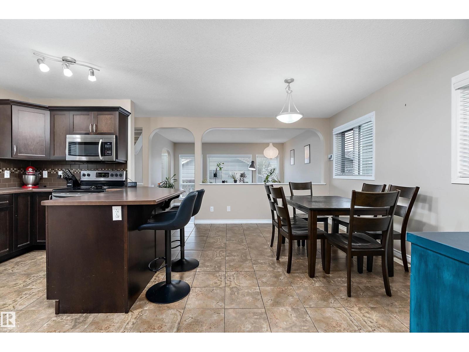 2007 74 ST SW - 11