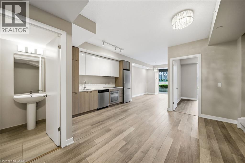 5220 DUNDAS Street Unit# 209, Burlington, Ontario, L7L0J4 — Photo 3