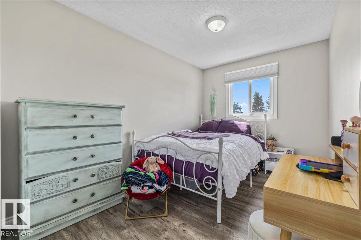 16429 115 ST NW - 21
