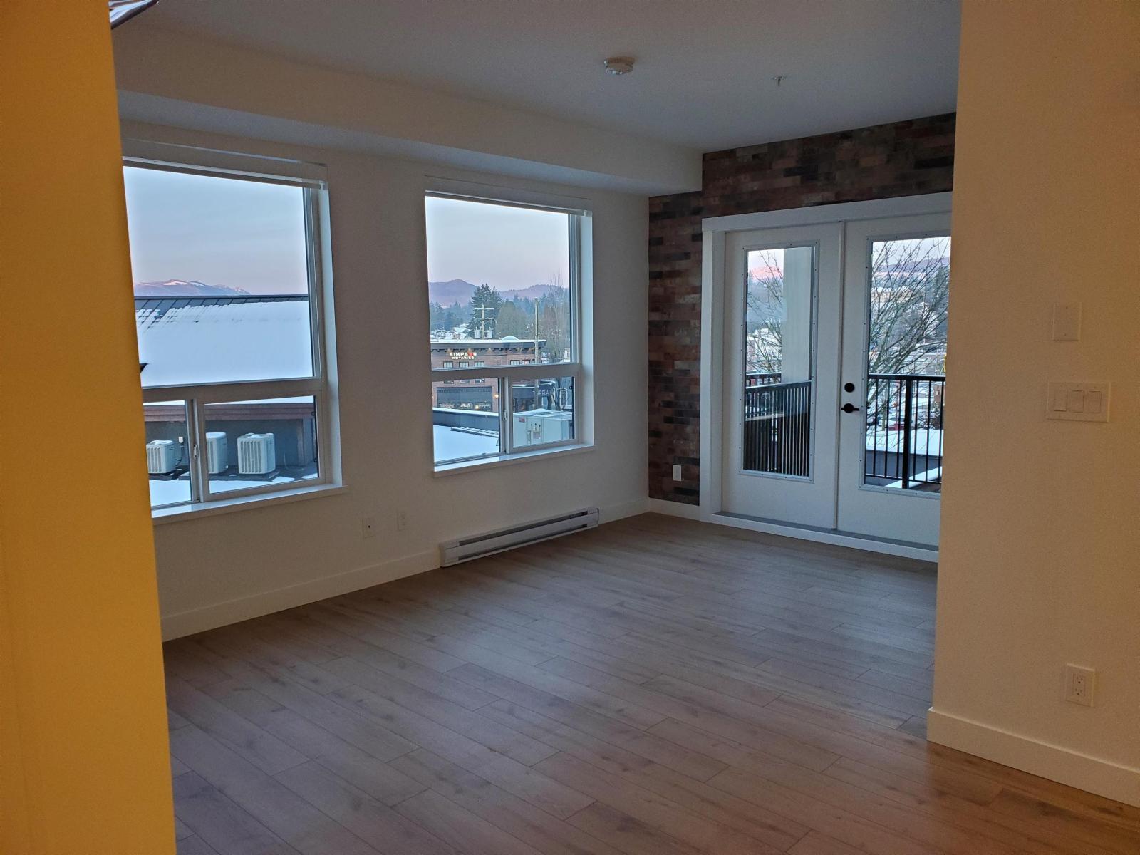 326 2493 MONTROSE AVENUE, Abbotsford