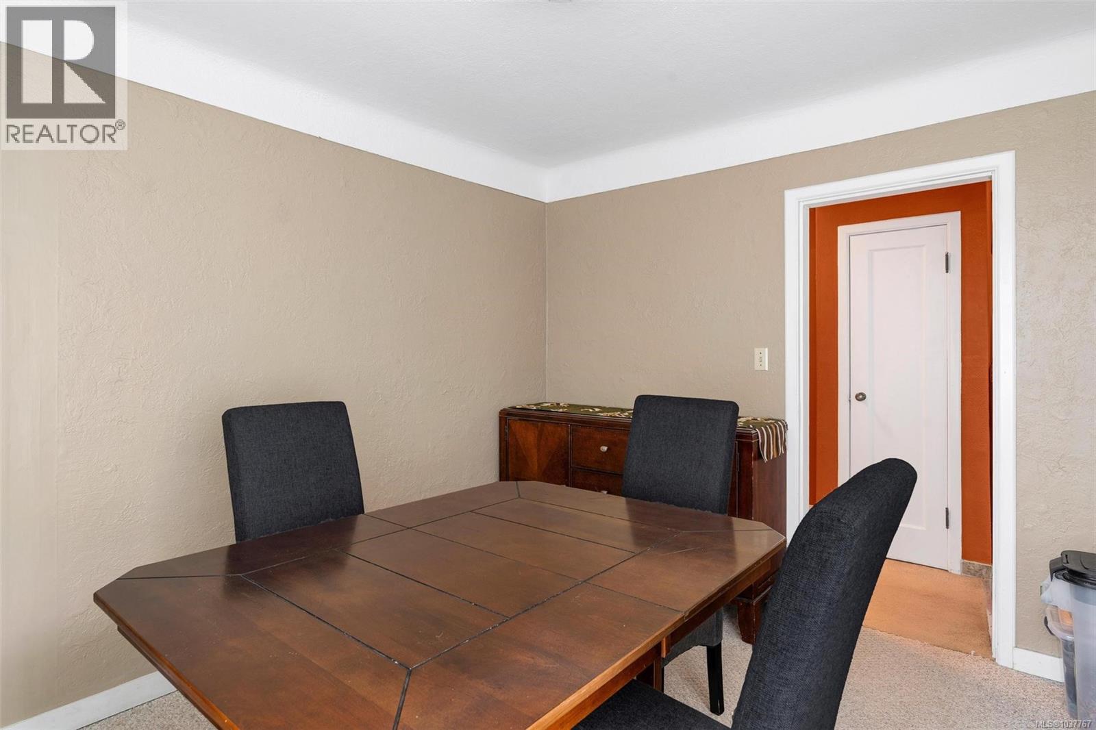 636 Coronation Ave - 13