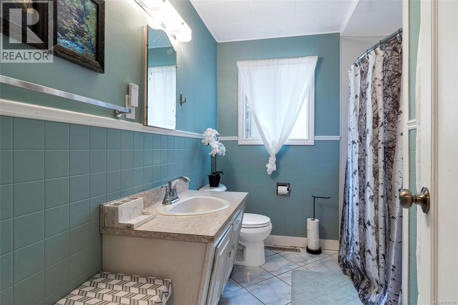 636 Coronation Ave, Duncan