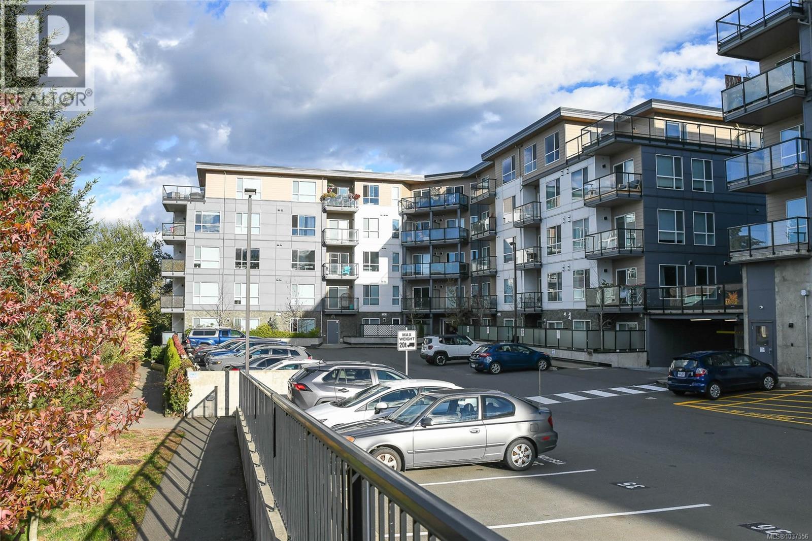 310 3070 Kilpatrick Ave, Courtenay