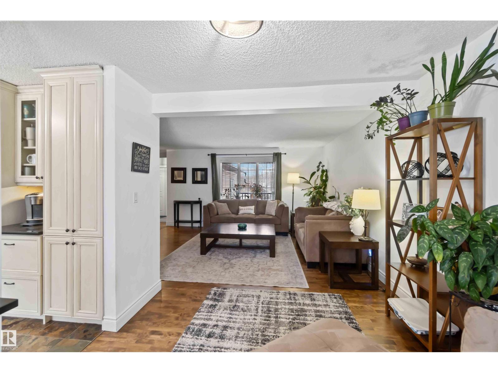 501 LAKESIDE DR - 36