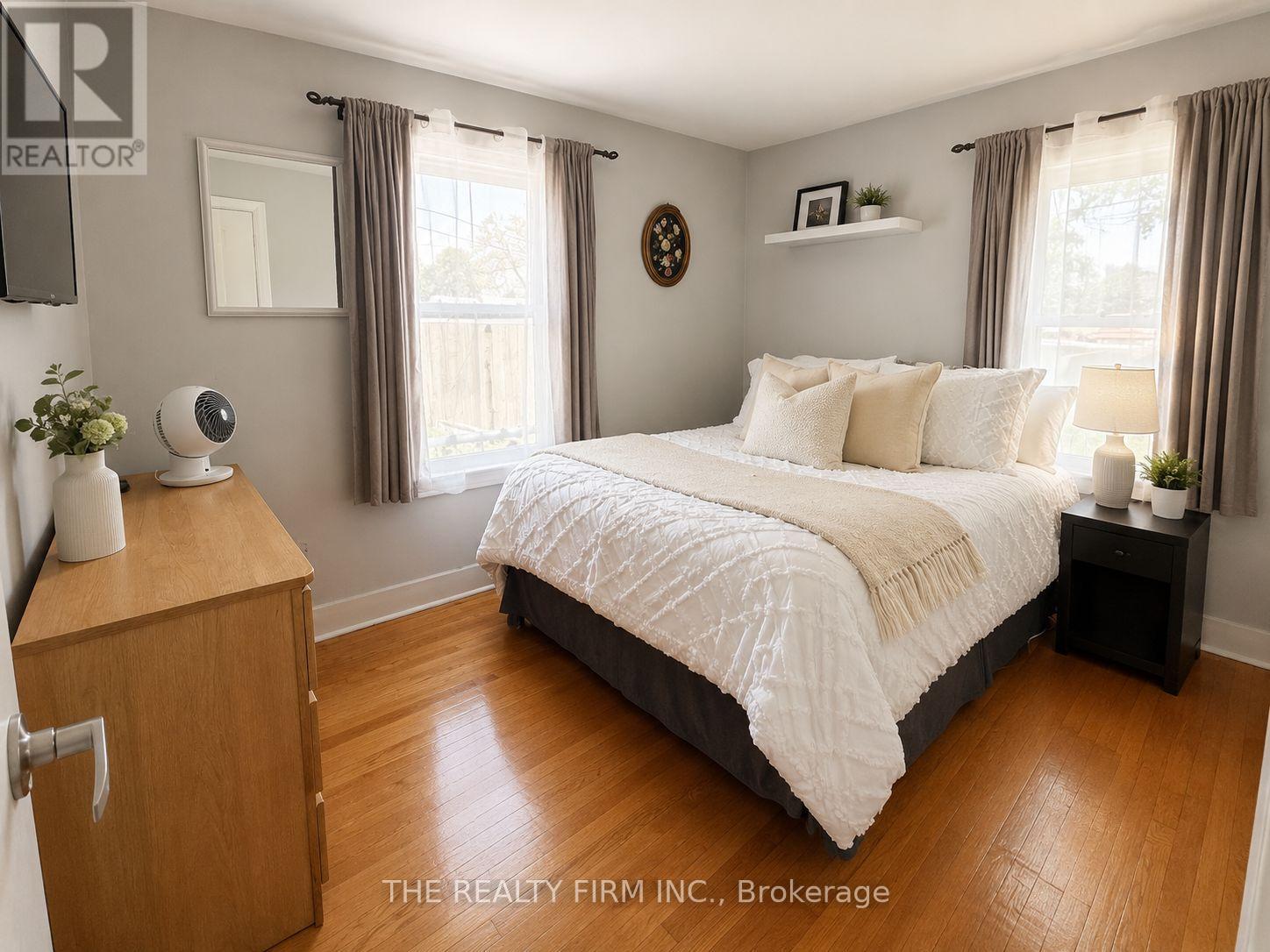 172 HALE STREET - 12