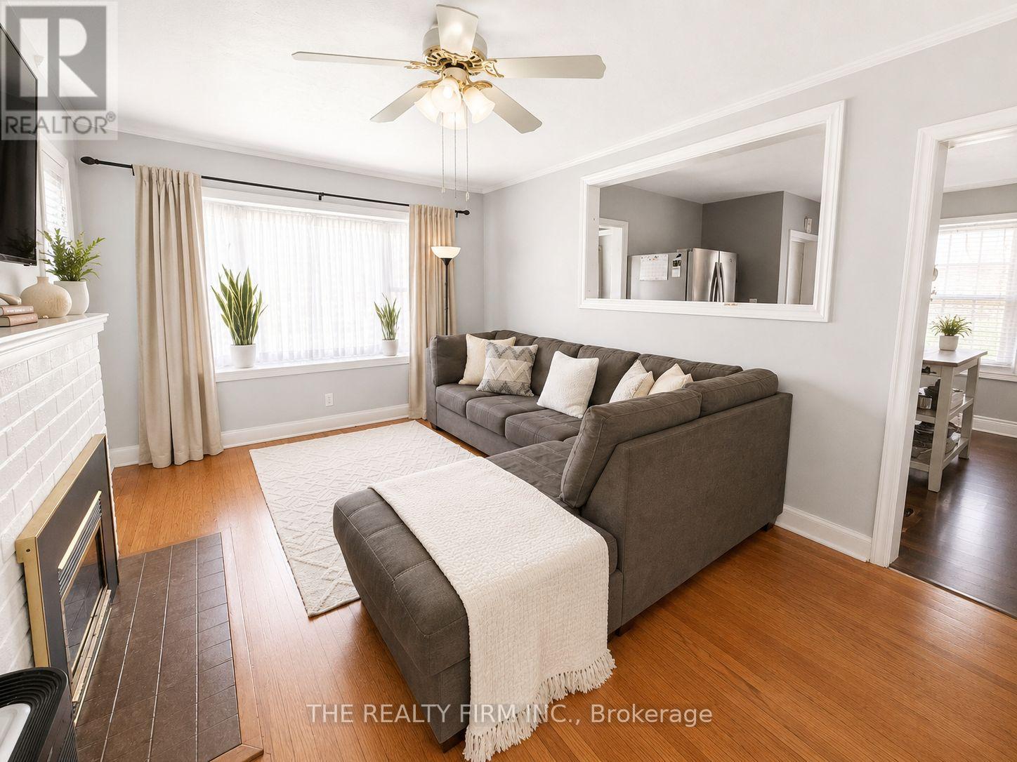 172 HALE STREET - 4
