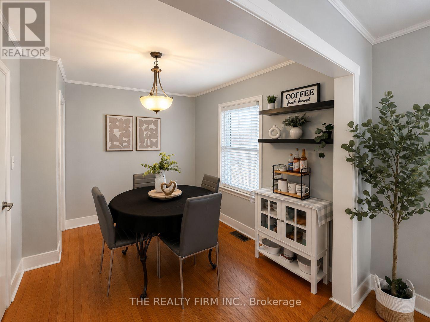 172 HALE STREET - 8
