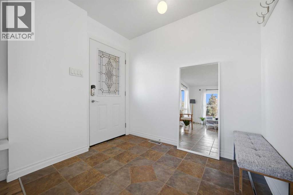 221 Deerpoint Lane SE - 4