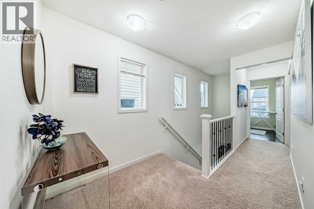 144 Copperpond Parade SE - 26