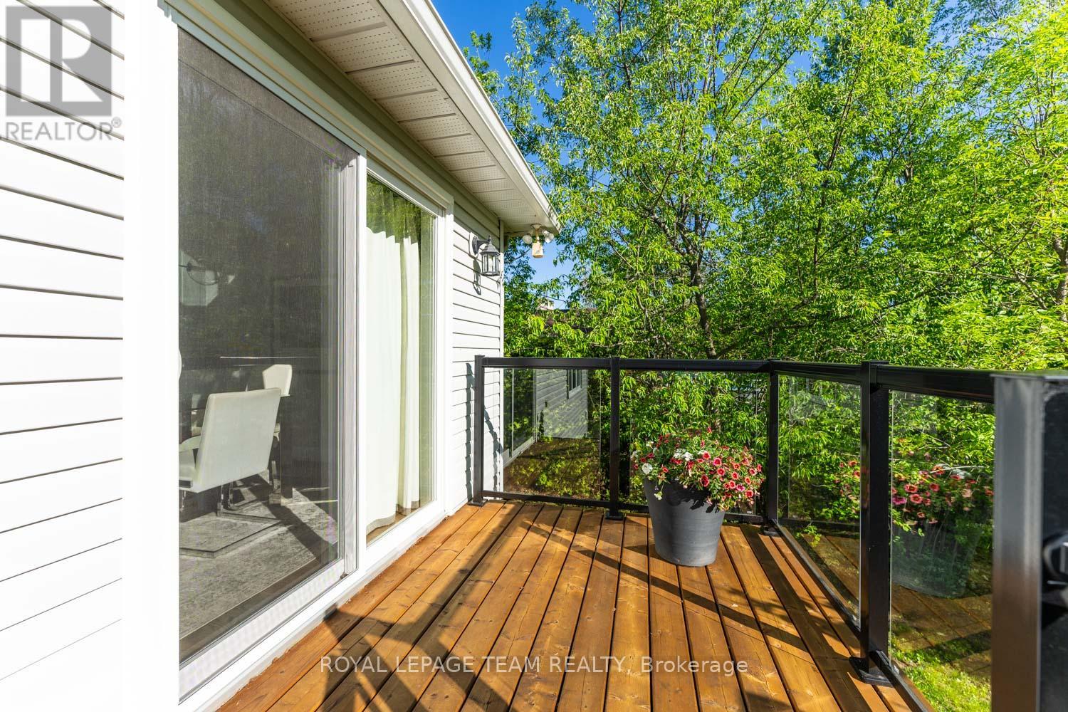 1517 BACK PLACE AVENUE - 26
