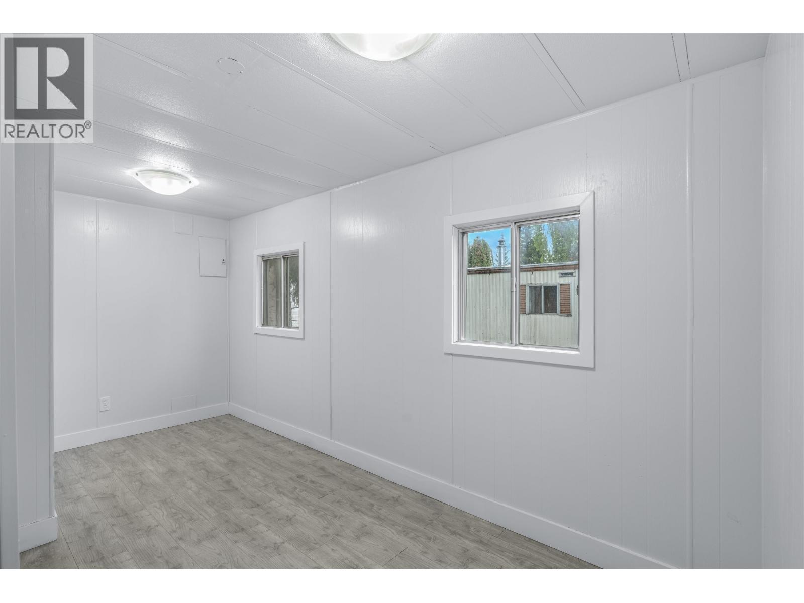 #7 8474 BUNCE ROAD - 8