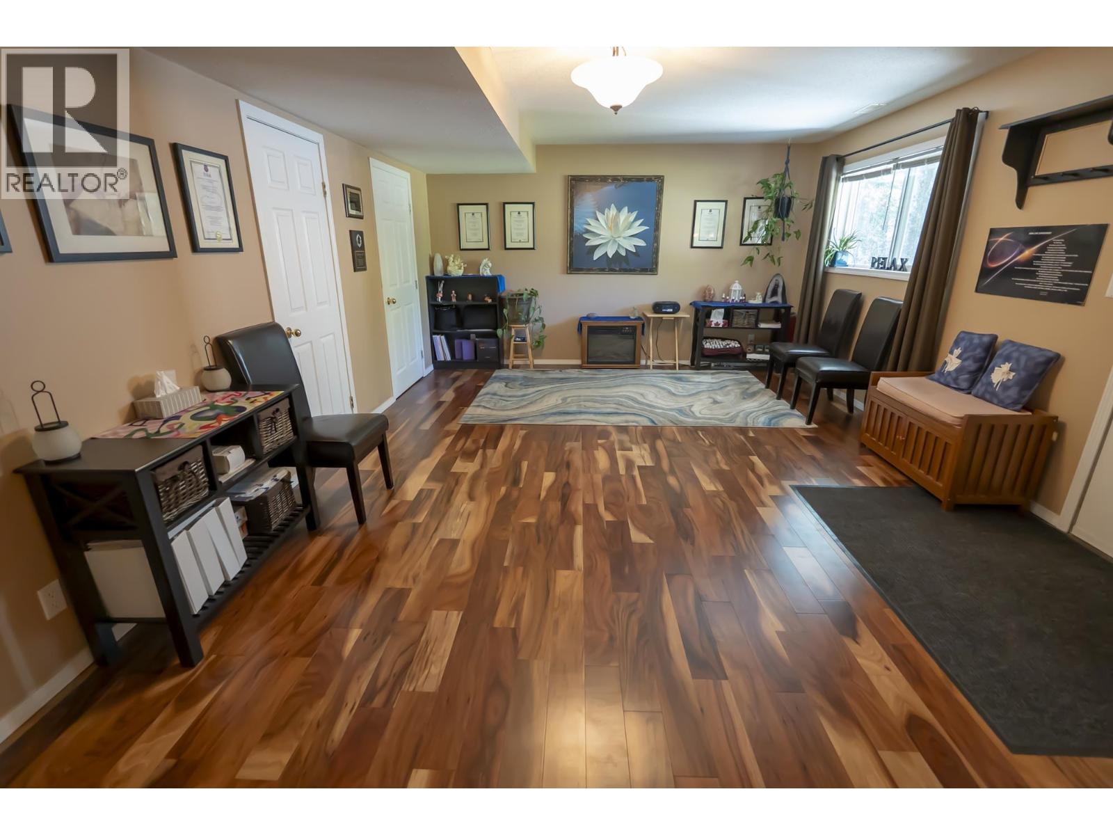 1275 ALDER AVENUE, Vanderhoof