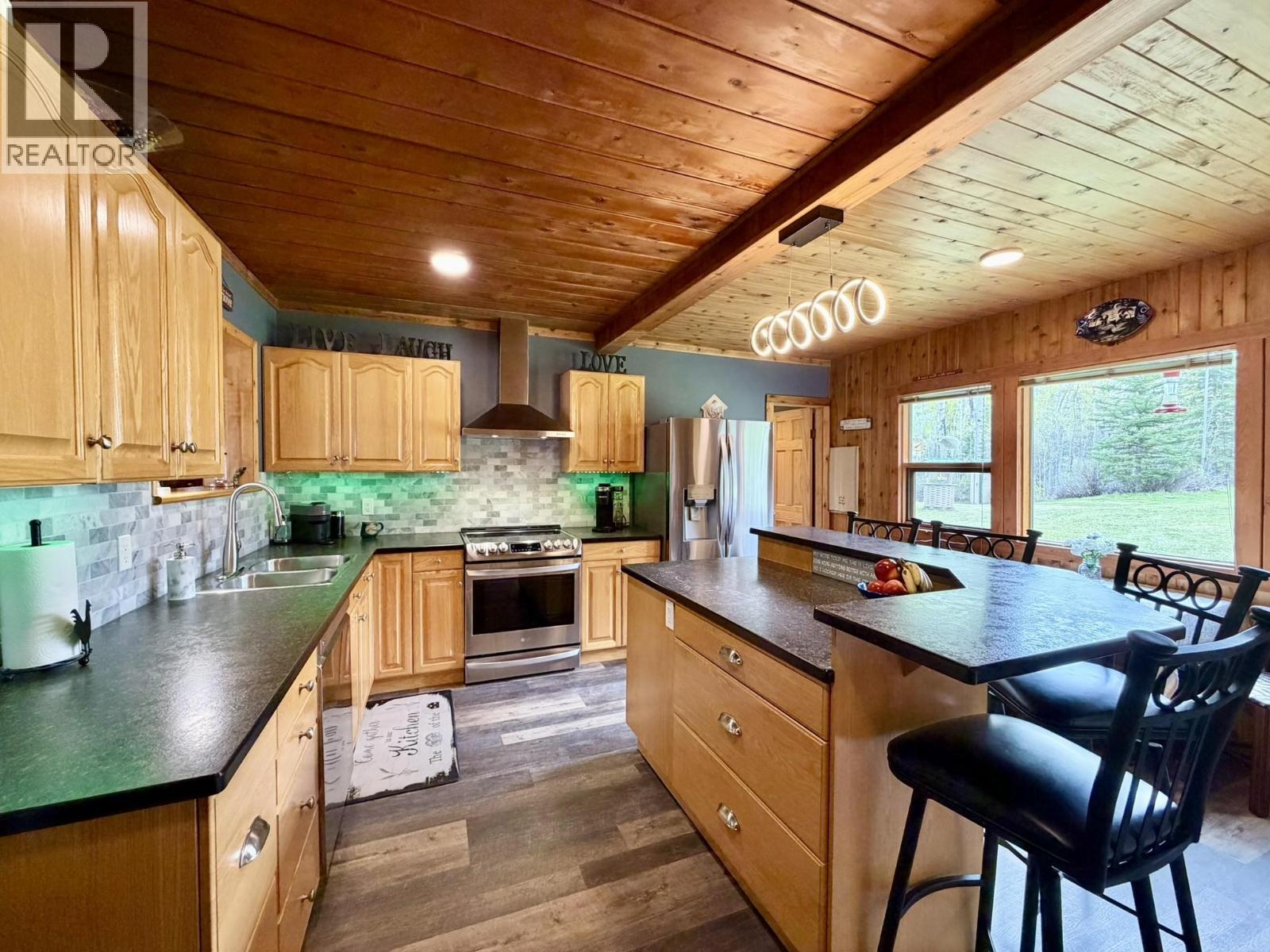 8147 LITTLE FORT 24 HIGHWAY - 17