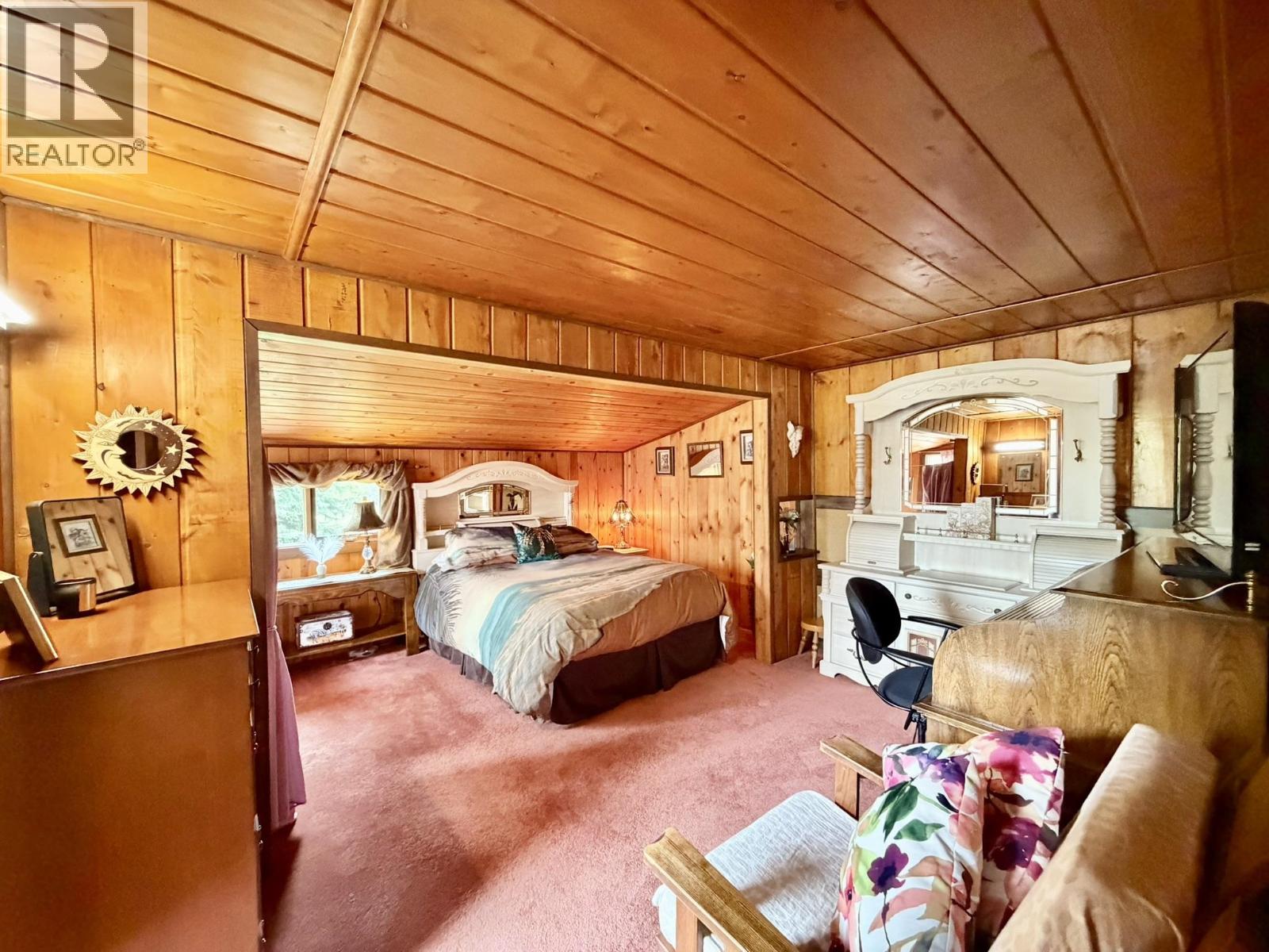 8147 LITTLE FORT 24 HIGHWAY - 27