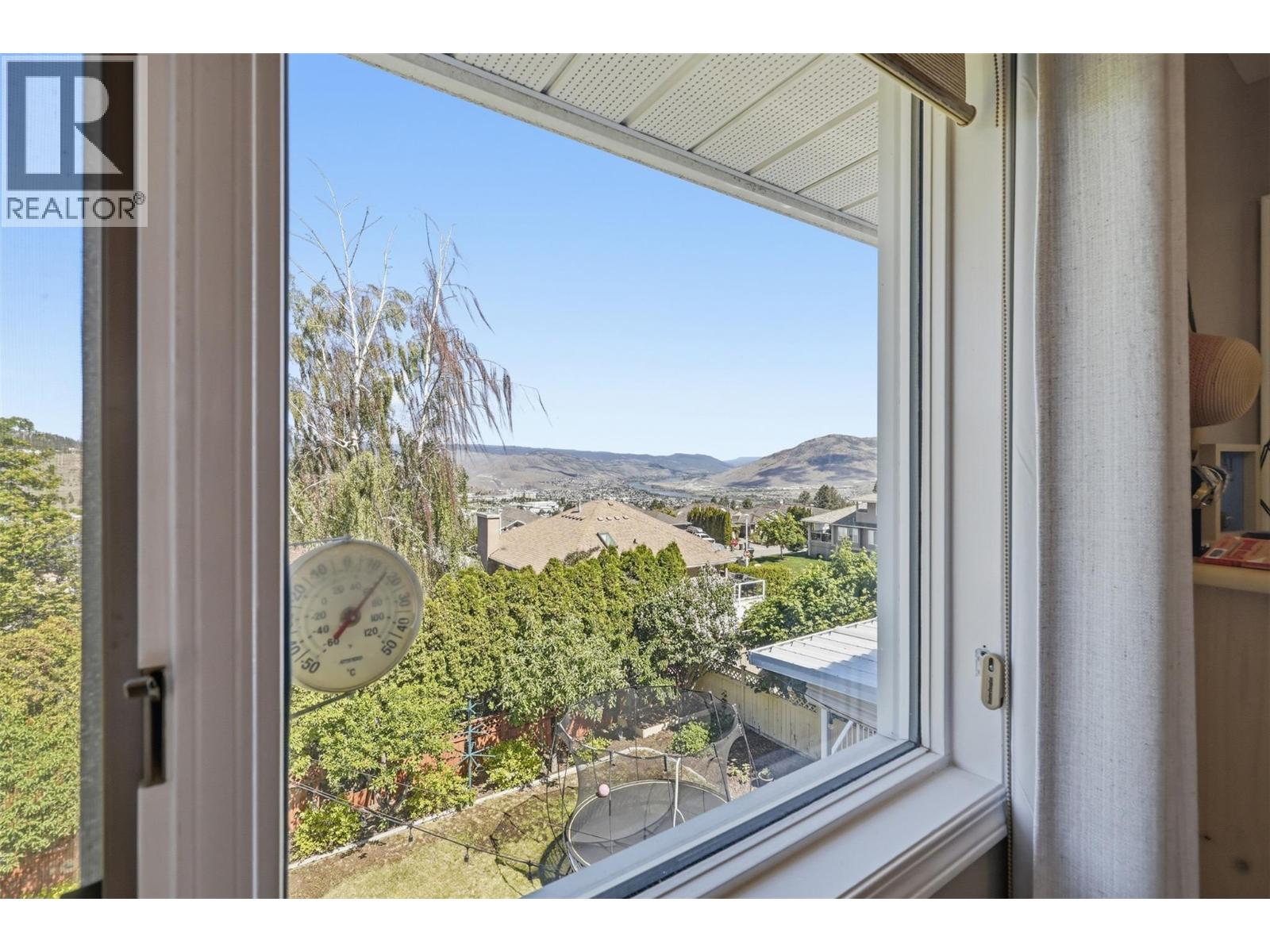 1954 Stirling Drive - 43