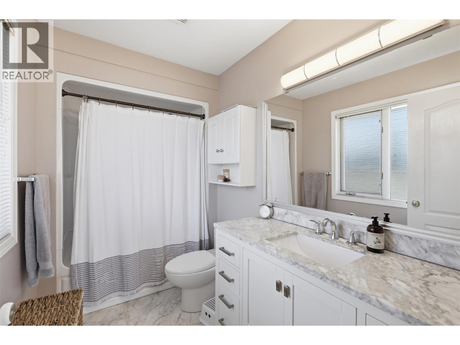 1954 Stirling Drive, Kamloops