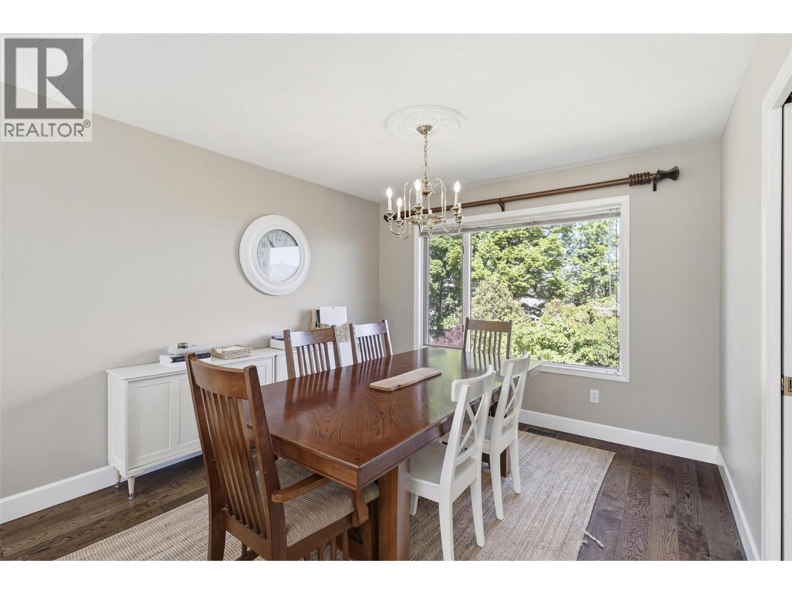 1954 Stirling Drive, Kamloops