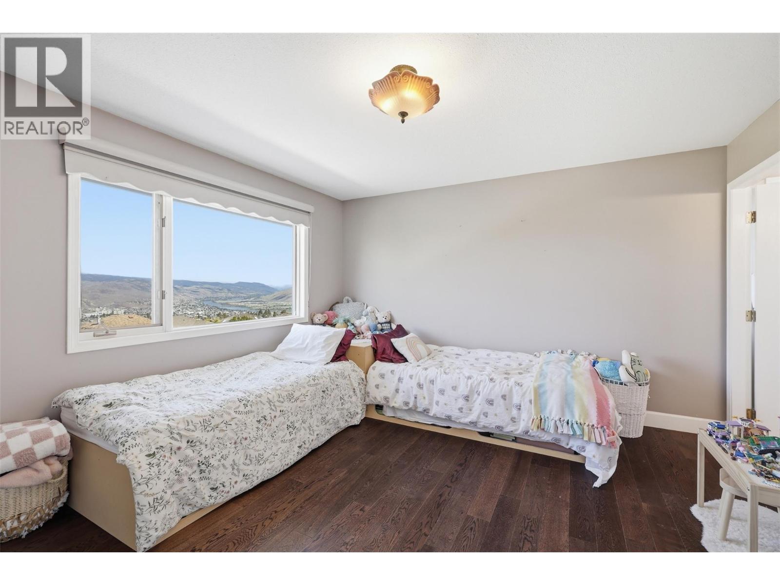 1954 Stirling Drive, Kamloops