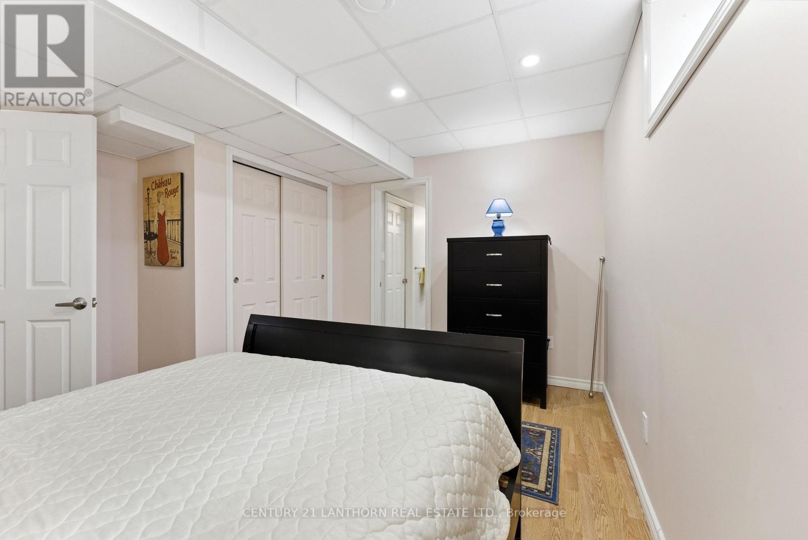 43 ALETHA DRIVE N - 33