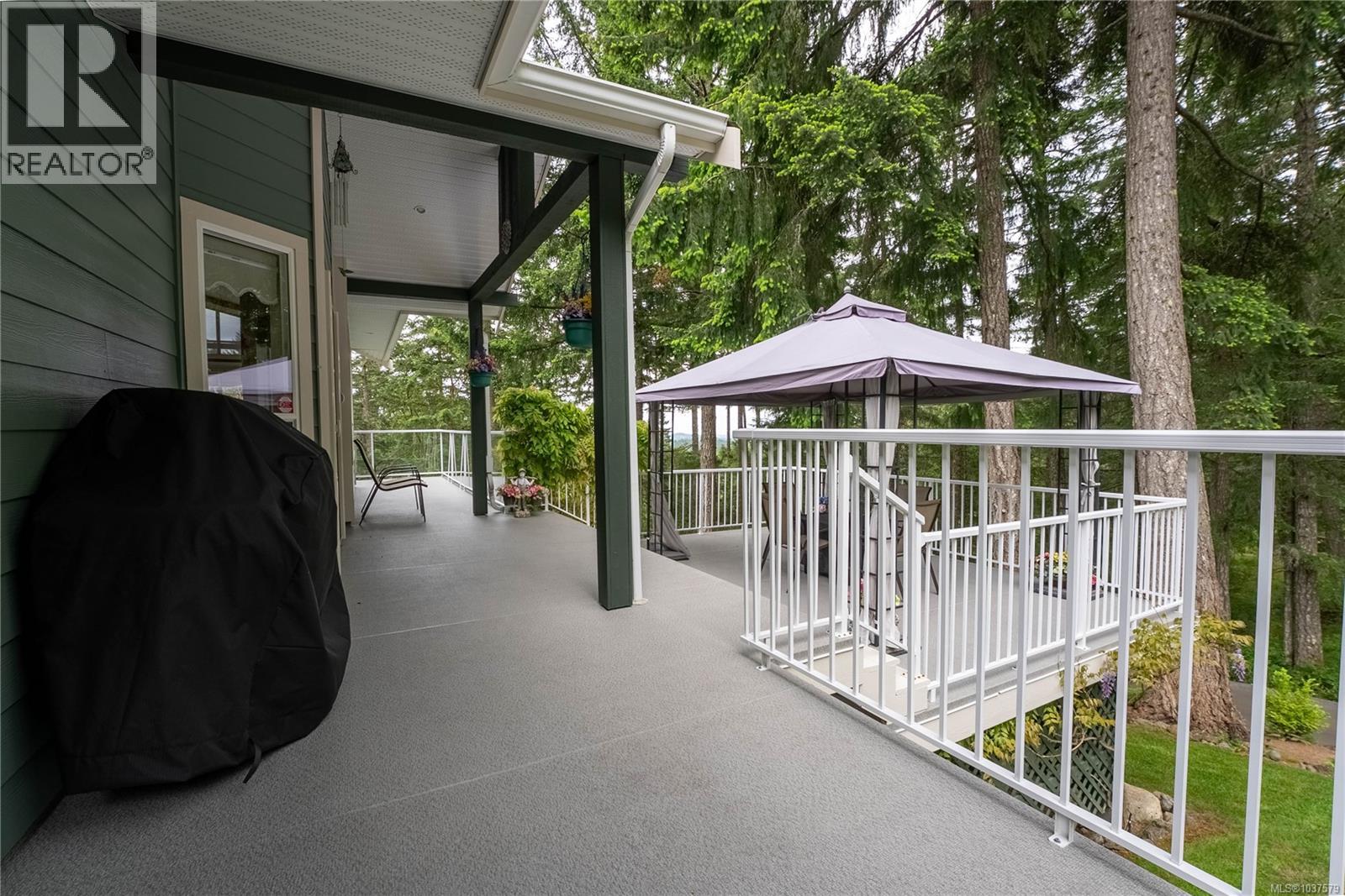 601 Highlands Park Terr, Highlands