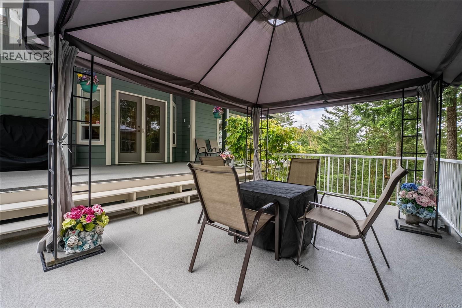 601 Highlands Park Terr - 66