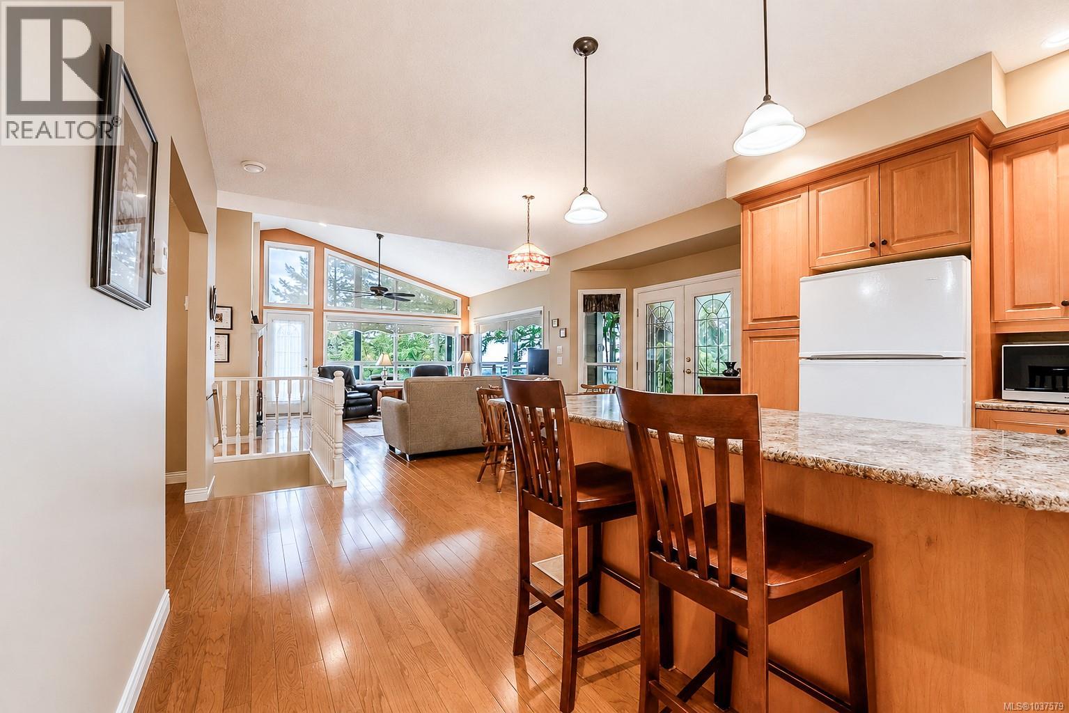 601 Highlands Park Terr, Highlands