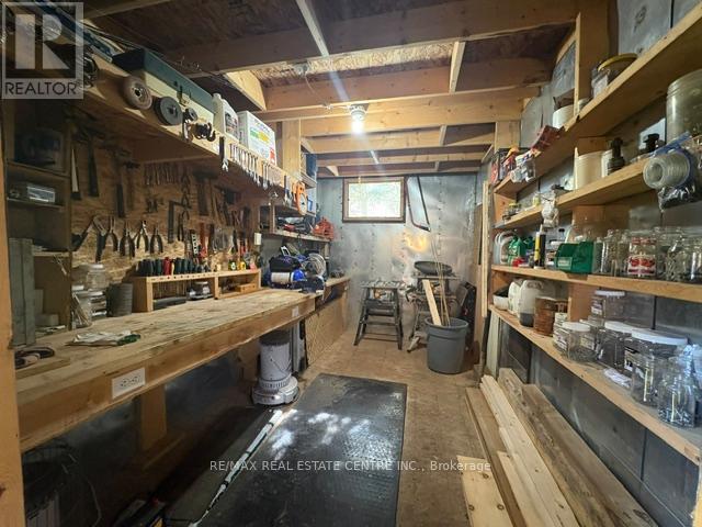 21 MAPLE GROVE VILLAGE ROAD - 21