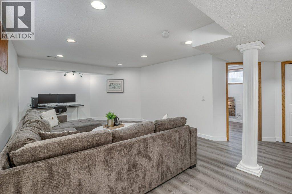 128 Sunterra Heights, Cochrane